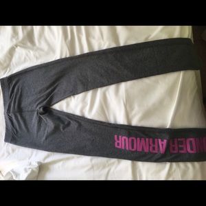 Under author leggings